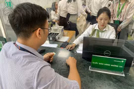 Hôm nay, NHNN giảm giá bán vàng cho các ngân hàng còn 77,98 triệu đồng/lượng