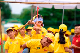 Trung thu đến sớm với 1.000 trẻ em có hoàn cảnh khó khăn ở Nghệ An