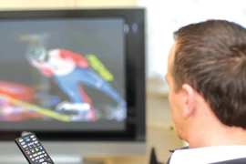 Xem tivi hơn 2 giờ mỗi ngày dễ bị tiểu đường