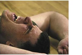 Tại sao “cậu nhỏ” lại gãy?