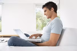 Latop kết nối wifi gây tổn hại tới ADN của tinh trùng