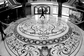 Ngắm nội thất xa xỉ của Trung tâm mua sắm hàng hiệu- Tràng Tiền Plaza