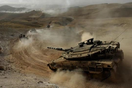 'Vua tăng' Merkava IV Israel bất ngờ nã đạn vào Syria