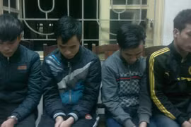 Nam thanh niên bị chém dã man bên đường