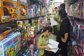 Phát hiện số lượng lớn đồ chơi trẻ em không rõ nguồn gốc