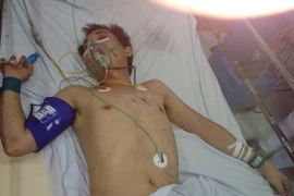 Đâm chết 2 người nhà vợ, rồi uống thuốc sâu tự tử...