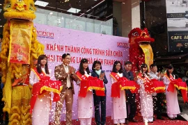 Giảm giá nhiều đầu sách nhân dịp khai trương FAHASA Hà Nội