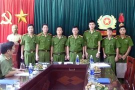 Lãnh đạo CATP thăm hỏi CBCS bị đối tượng nghiện hút tấn công