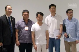 Bàn giao đối tượng biển thủ 1,5 triệu USD tiền thuế cho Công an Trung Quốc