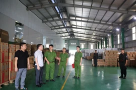 Vụ phát hiện hàng trăm tấn mỳ chính, hạt nêm giả ở Phú Thọ: Bộ Y tế đề nghị thu hồi toàn bộ