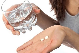 Mua thuốc phá thai trên mạng về uống, người phụ nữ nhập viện sinh non