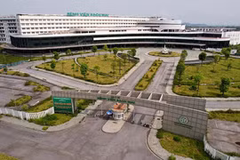 Yêu cầu xử lý dứt điểm vướng mắc tại dự án cơ sở 2 Bệnh viện Bạch Mai và Việt Đức