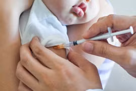 Phân bổ 434.000 liều vaccine sởi, ho gà-bạch hầu-uốn ván để tiêm chủng mở rộng