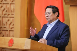 Thủ tướng: Phải kiểm soát giá vàng, giá USD, không để dòng tiền đi vào đầu cơ