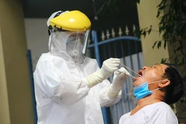 Thêm 3 F1 của nguyên Giám đốc Hacinco dương tính, Bệnh viện K có 6 ca mới