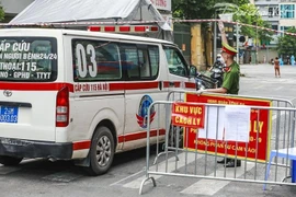 Sáng 23-8, Hà Nội thêm 13 ca Covid-19, gồm 4 sinh viên đi chống dịch ở Bình Dương trở về