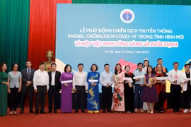 Nhiều hoa hậu, cầu thủ, diễn viên, tiktoker, KOLs... tham gia chiến dịch truyền thông phòng Covid-19