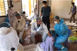 Bắt đầu tăng phụ cấp lên 100% cho viên chức y tế dự phòng, y tế cơ sở