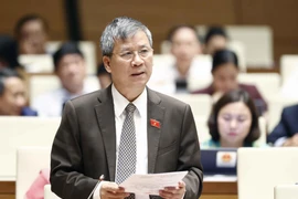 ĐBQH Nguyễn Anh Trí: Tham nhũng vặt từ bổ nhiệm, thủ tục hành chính đến… thi âm nhạc