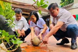 Số mắc sốt xuất huyết tại Hà Nội sắp chạm mốc 400 ca/ tuần