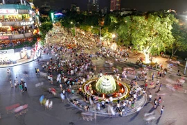 Mô hình kinh tế đêm ở quận Hoàn Kiếm sẽ triển khai như thế nào, có mở cửa 24/24 giờ?