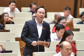 Cấm uống rượu khi lái xe: Nếu đã uống một chén thì khả năng sẽ uống thêm, khó biết đâu là ngưỡng