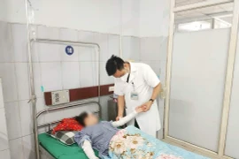 Nam sinh nhập viện với nhiều vết bỏng nặng do bóng bay nổ trong tiệc sinh nhật