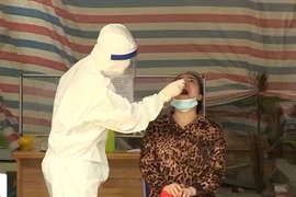 Hà Nội: Còn 1.032 mẫu xét nghiệm của người từ Đà Nẵng về đang chờ kết quả