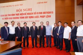Chủ tịch Quốc hội: Không để tham nhũng chính sách, "quyền anh - quyền tôi" trong xây dựng luật