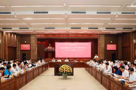 Hà Nội: Các đồng chí Thành ủy viên phải dành ít nhất 1/3 thời gian làm việc để đi cơ sở