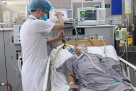 Vụ pate Minh Chay: Thêm 24 ca đến viện, bệnh nhân tiêm thuốc giải độc 8.000 USD/ lọ có tiến triển