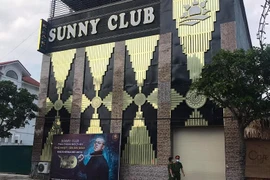 Nữ nhân viên quán bar mắc Covid-19 ở Hà Nội: Tiếp rất nhiều khách hát karaoke, di chuyển dày đặc