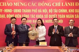 Hà Nội khóa sổ tài chính cuối năm: Tổng thu ngân sách qua Kho bạc hơn 284.000 tỷ đồng