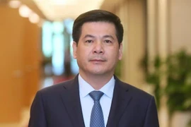 Giá xăng tăng kỷ lục, Bộ trưởng Công Thương lên tiếng: Cố ép giá thật thấp có thể gây hậu quả lớn