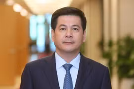 Giá xăng tăng kỷ lục, Bộ trưởng Công Thương lên tiếng: Cố ép giá thật thấp có thể gây hậu quả lớn