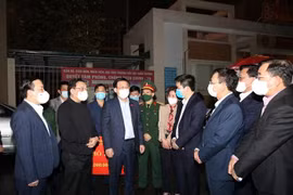 Thành ủy Hà Nội kiện toàn 5 đoàn kiểm tra, kích hoạt công tác chống dịch Covid-19 tăng lên một mức