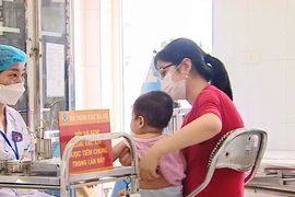 Cấp bách khắc phục tình trạng thiếu vaccine trong tiêm chủng mở rộng