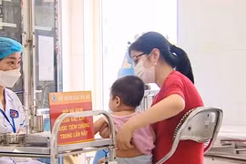 Cấp bách khắc phục tình trạng thiếu vaccine trong tiêm chủng mở rộng