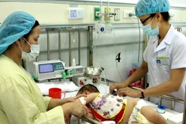 Ba người tử vong do viêm não virus chỉ trong một tháng hè