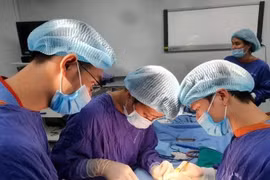 Tuần sau, Bệnh viện Việt Đức mổ phiên trở lại