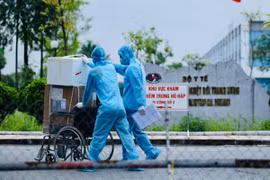 Hà Nội thêm 12 ca Covid-19 mới: Có 3 nhân viên y tế Bệnh viện Bệnh Nhiệt đới Trung ương 