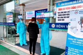 Số mắc Covid-19 ở TP.HCM giảm nhưng Hà Nội lại tăng trong ngày 7-12