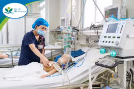 Bé 3 tuổi ngộ độc chì nguy kịch do uống thuốc nam không rõ nguồn gốc