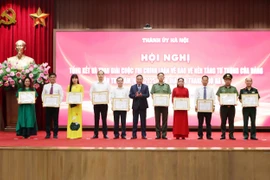 Hà Nội trao 101 giải tại Cuộc thi chính luận về bảo vệ nền tảng tư tưởng của Đảng lần thứ năm