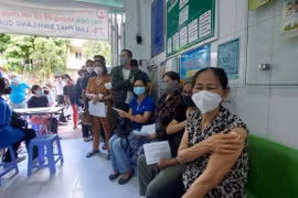 Số mắc và tử vong do Covid-19 có tăng lên khi biến thể BA.4, BA.5 xâm nhập?