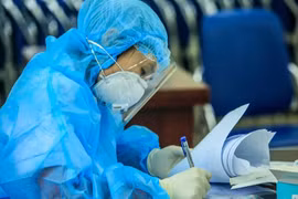 Hà Nội: Thêm 2 người dương tính với SARS-CoV-2, từ TP HCM và Đà Nẵng về 
