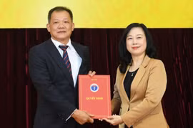 Bộ trưởng Y tế giao nhiệm vụ cho tân Giám đốc Bệnh viện Việt Đức sẵn sàng vận hành cơ sở 2