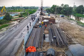 Trong tháng 8-2024, phải bàn giao xong mặt bằng 6 dự án giao thông quan trọng quốc gia
