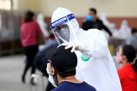 Hà Nội dừng toàn bộ hoạt động thể thao đông người, sân golf, sân tập golf từ 12 giờ hôm nay