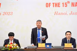 Luật Khám bệnh, chữa bệnh sửa đổi liệu có giải quyết được tình trạng “hai giá” trong bệnh viện?